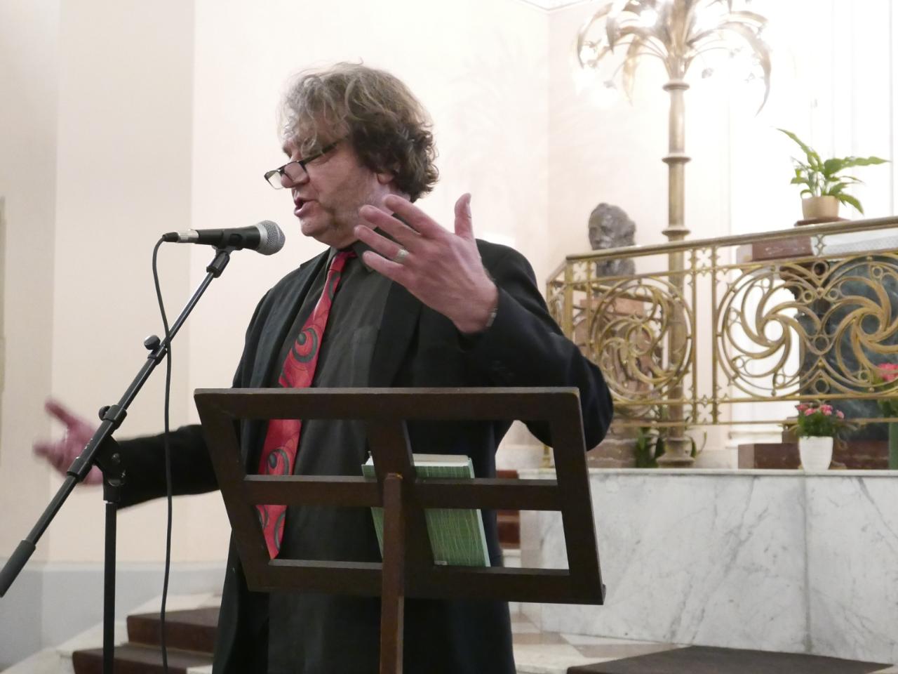 Z uvedení biblického oratoria „Boháč a Lazar“ Blahoslava Rataje