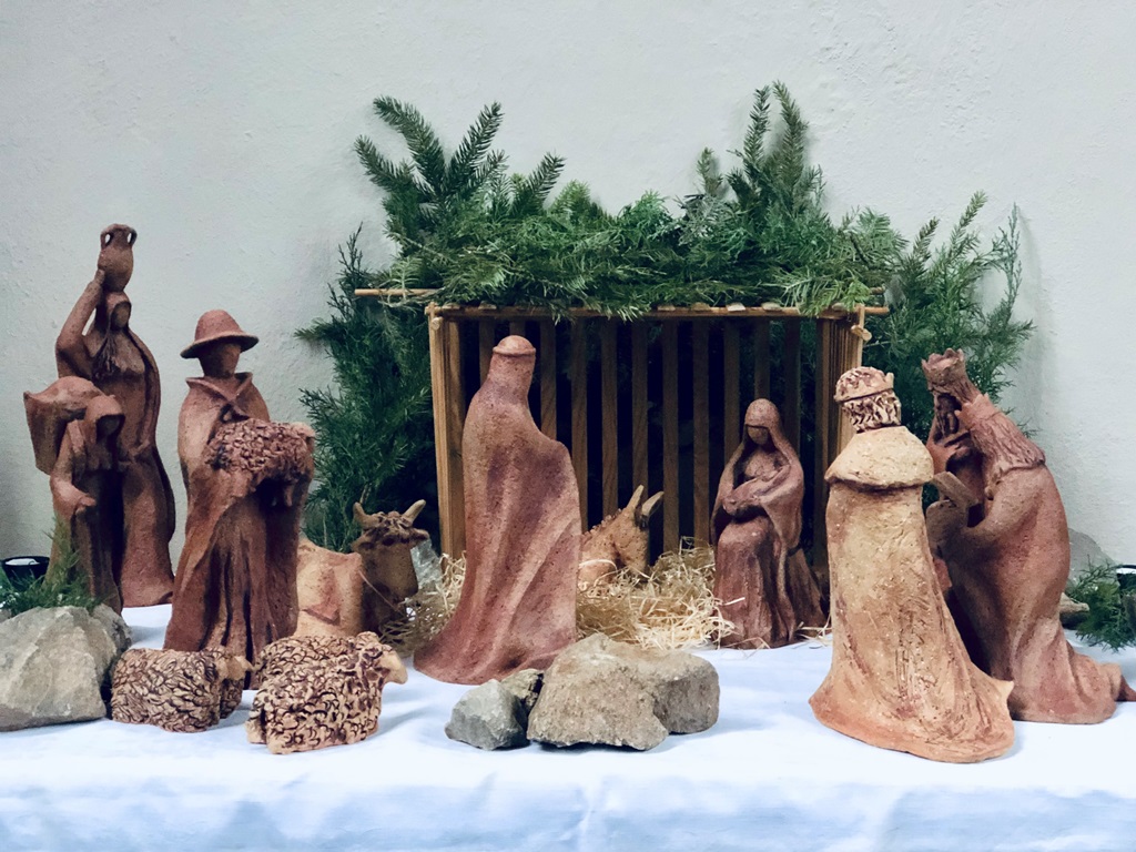 Keramický betlém sochaře a řezbáře Františka Bílka v kostele sv. Václava v Praze Na Zderaze