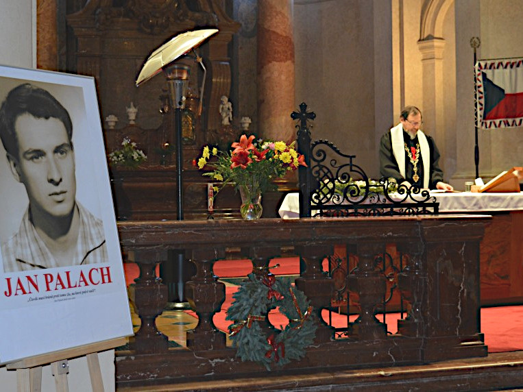 Vzpomínka na Jana Palacha v chrámu sv. Mikuláše