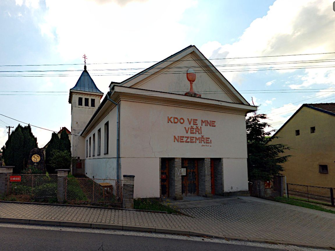 Náboženská obec Církve československé husitské v Tuchoměřicích II