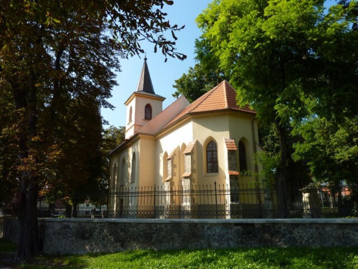 Náboženská obec Církve československé husitské v Solanech